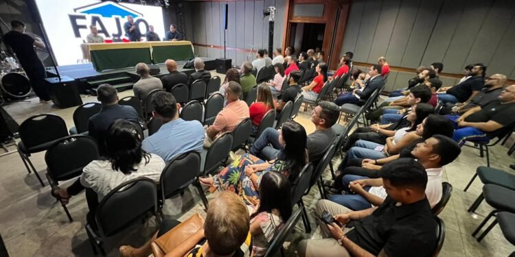 Prefeito David Almeida assina ordem de serviço para início da construção da Fundação Municipal Transtorno do Espectro Autista (FMTEA)