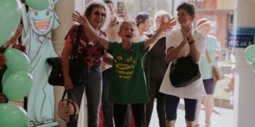 Luciano Hang contrata colaboradora de 91 anos